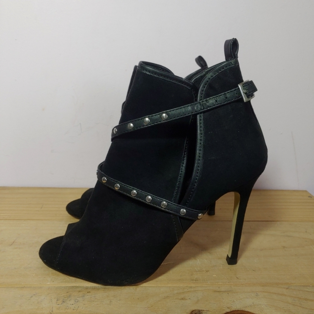 Primadonna collection black peep toe heels, size 37 EU